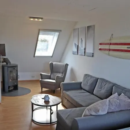 Wellenreiter Direkt Am Mit Meerblick Und Eingez Garten *